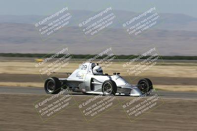 media/Jun-02-2024-CalClub SCCA (Sun) [[05fc656a50]]/Group 4/Qualifying/